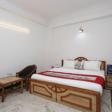 Oyo 10072 Hotel Amrit Regency Dehradún Kültér fotó
